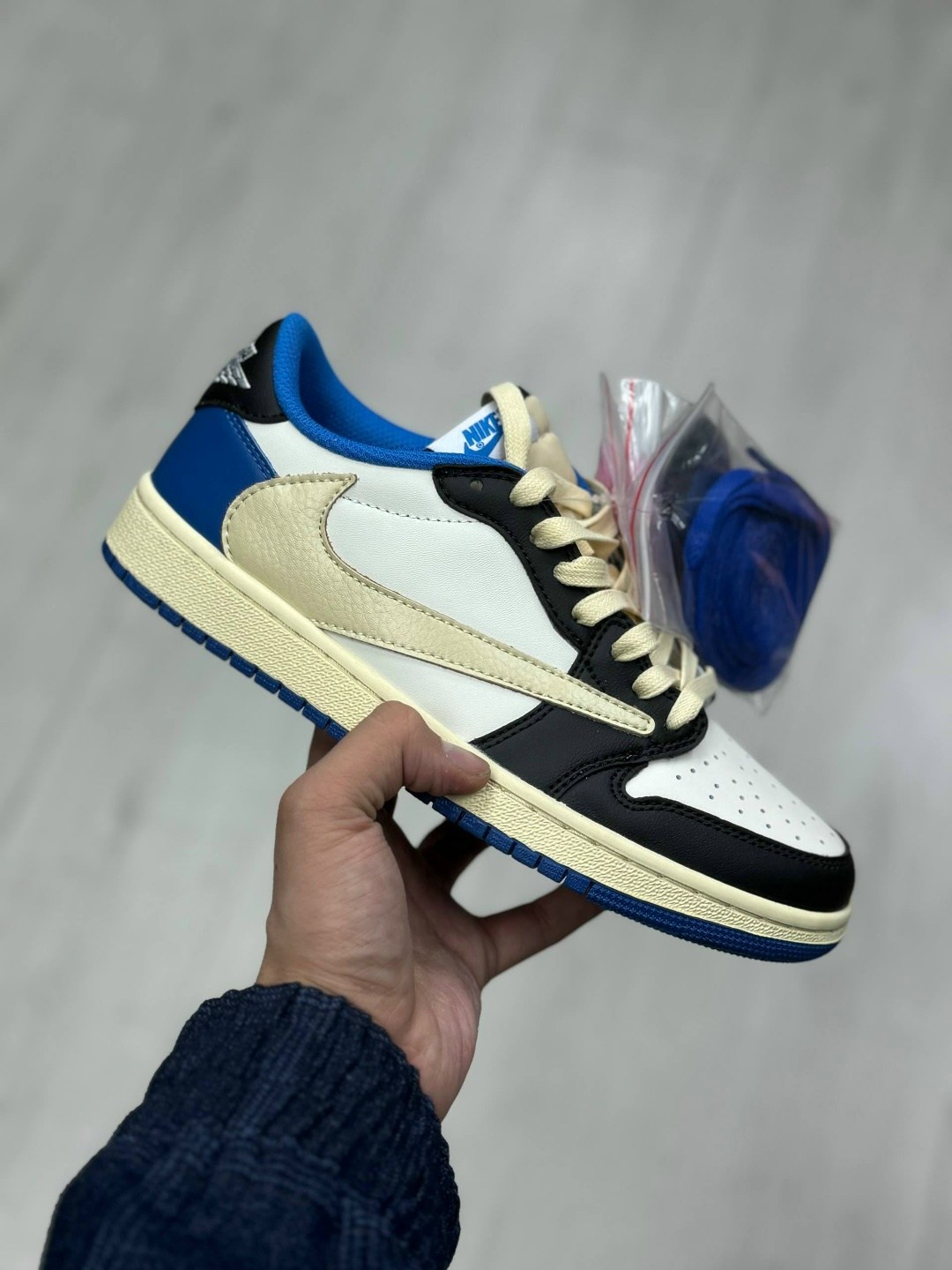 nike air jordan 1 low travis scott,кроссовки travis scott x air jordan 1 low og,кроссовки nike air jordan 1 low og из коллаборации с travis scott,кроссовки travis scott x nike air jordan 1,кроссовки t