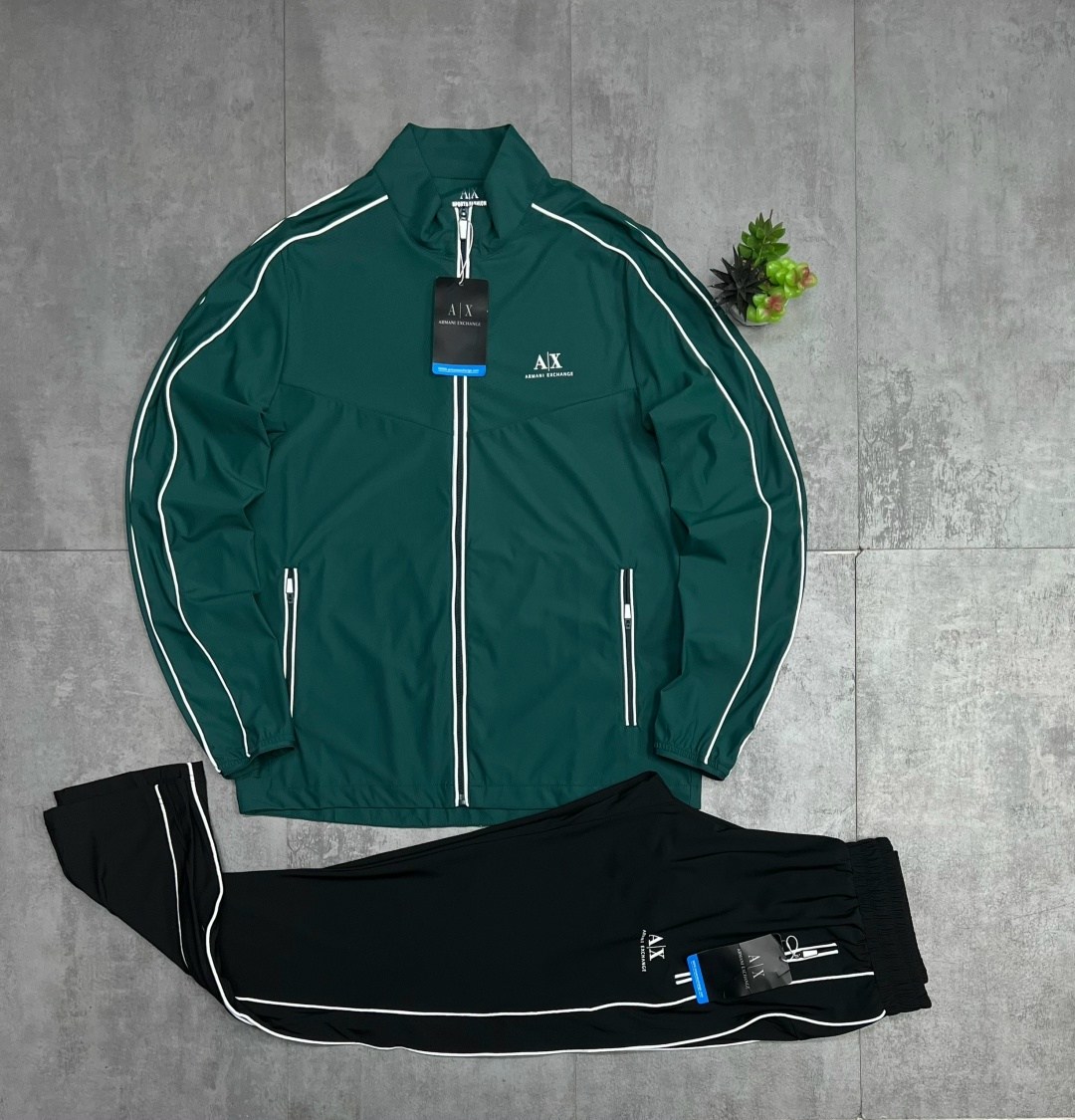 спортивный костюм adidas,мужской спортивный костюм adidas,спортивные костюмы адидас,спортивный костюм adidas u ti tracksuit,спортивные костюмы мужские