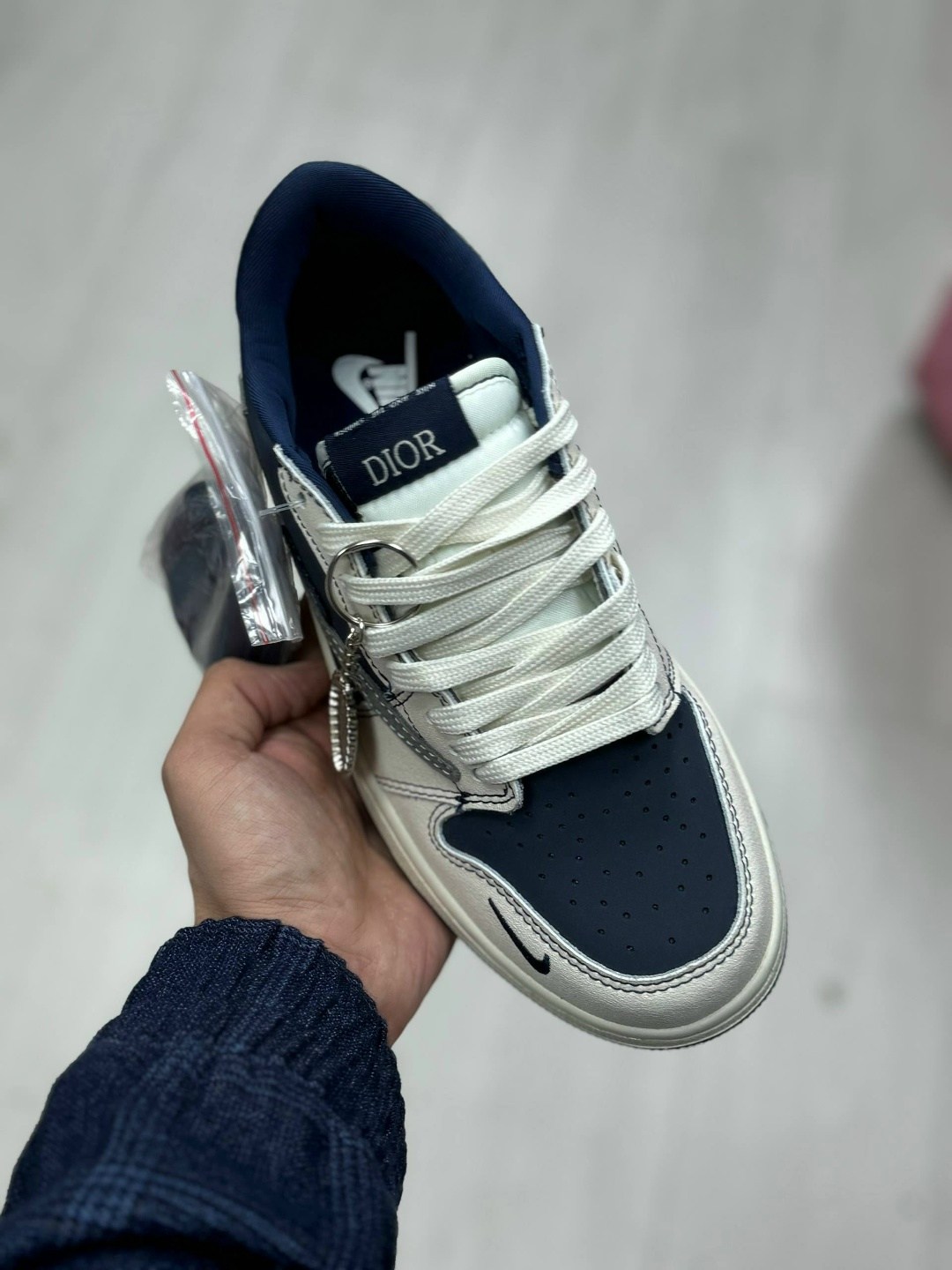 nike air jordan 1 low travis scott,кроссовки travis scott x air jordan 1 low og,кроссовки nike air jordan 1 low og из коллаборации с travis scott,кроссовки travis scott x nike air jordan 1,кроссовки t