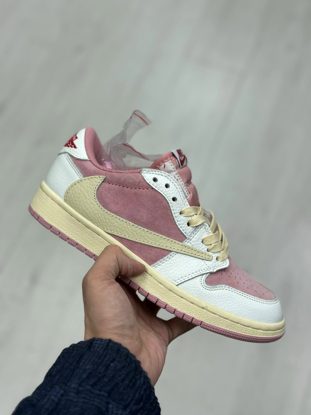 nike air jordan 1 low travis scott,кроссовки travis scott x air jordan 1 low og,кроссовки nike air jordan 1 low og из коллаборации с travis scott,кроссовки travis scott x nike air jordan 1,кроссовки t
