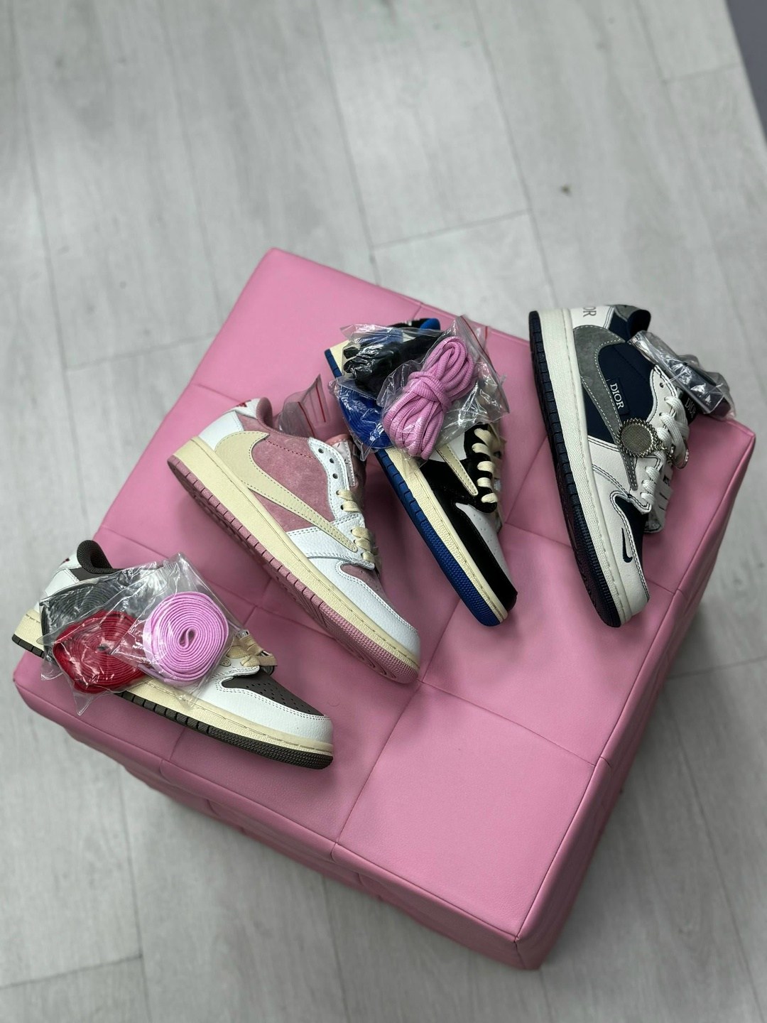 nike air jordan 1 low travis scott,кроссовки travis scott x air jordan 1 low og,кроссовки nike air jordan 1 low og из коллаборации с travis scott,кроссовки travis scott x nike air jordan 1,кроссовки t