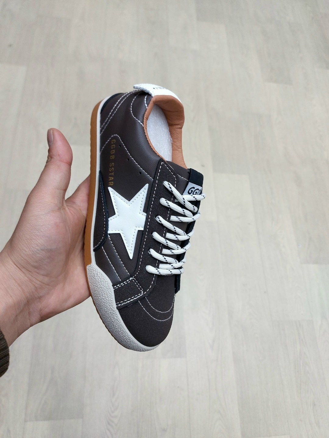 ,кеды golden goose,кроссовки golden goose,кроссовки женские,кроссовки со звездами