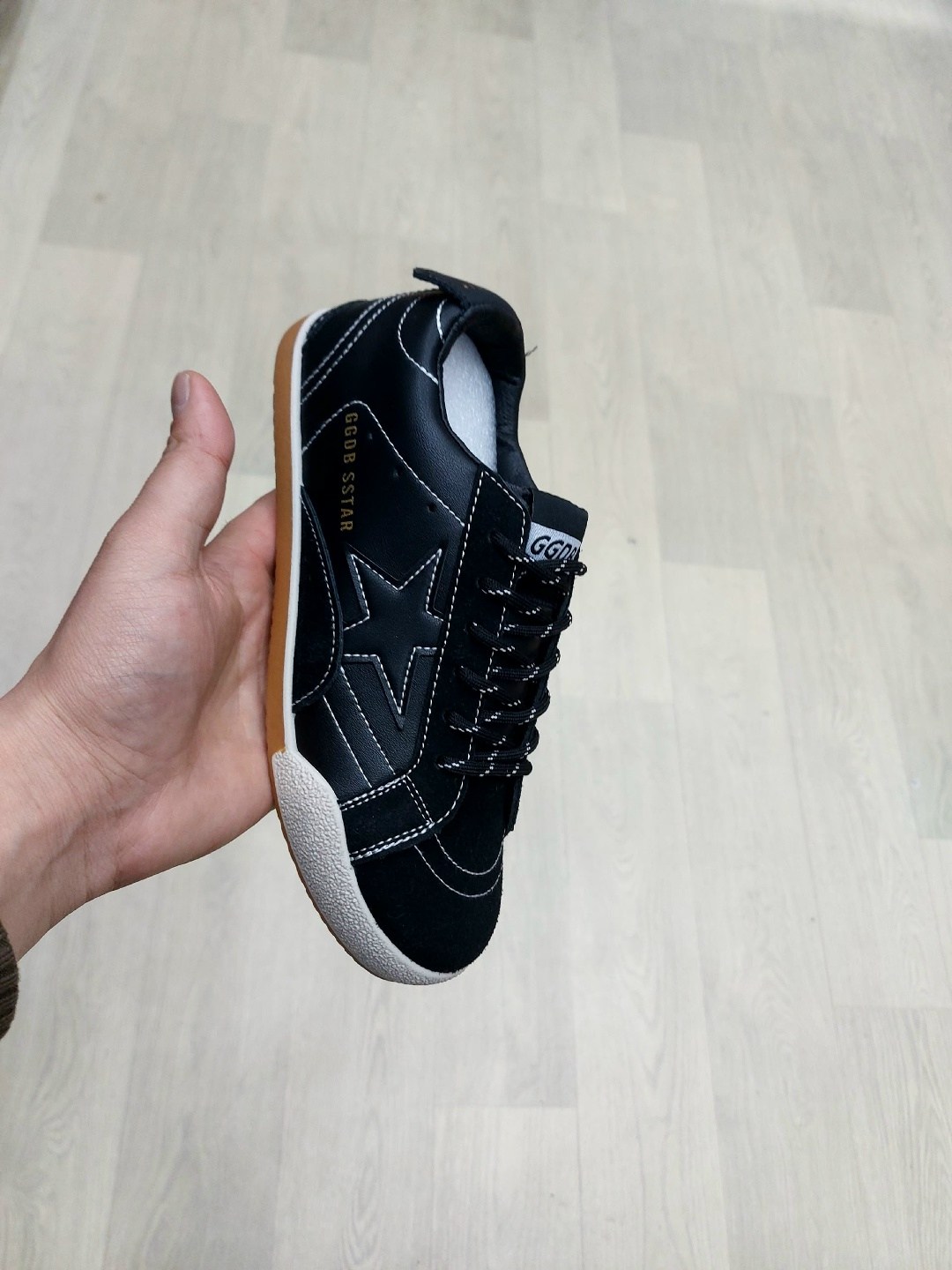 ,кеды golden goose,кроссовки golden goose,кроссовки женские,кроссовки со звездами