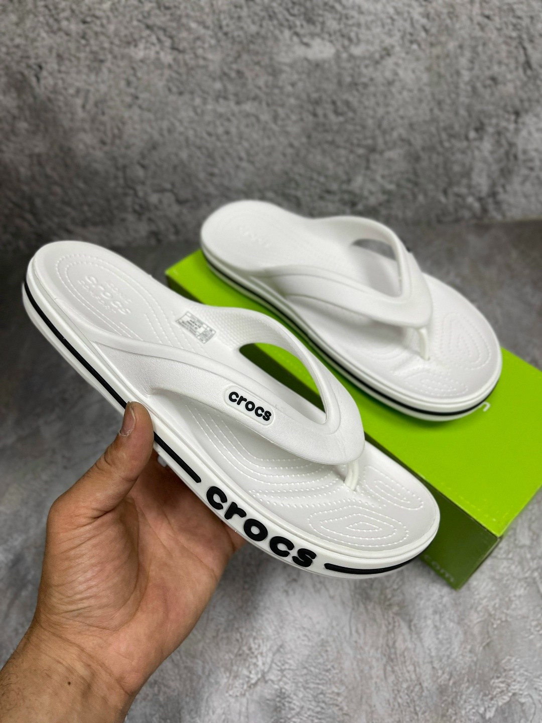 crocs шлепанцы,шлепанцы крокс белые,шлепанцы крокс,шлепанцы женские,сланцы шлепанцы
