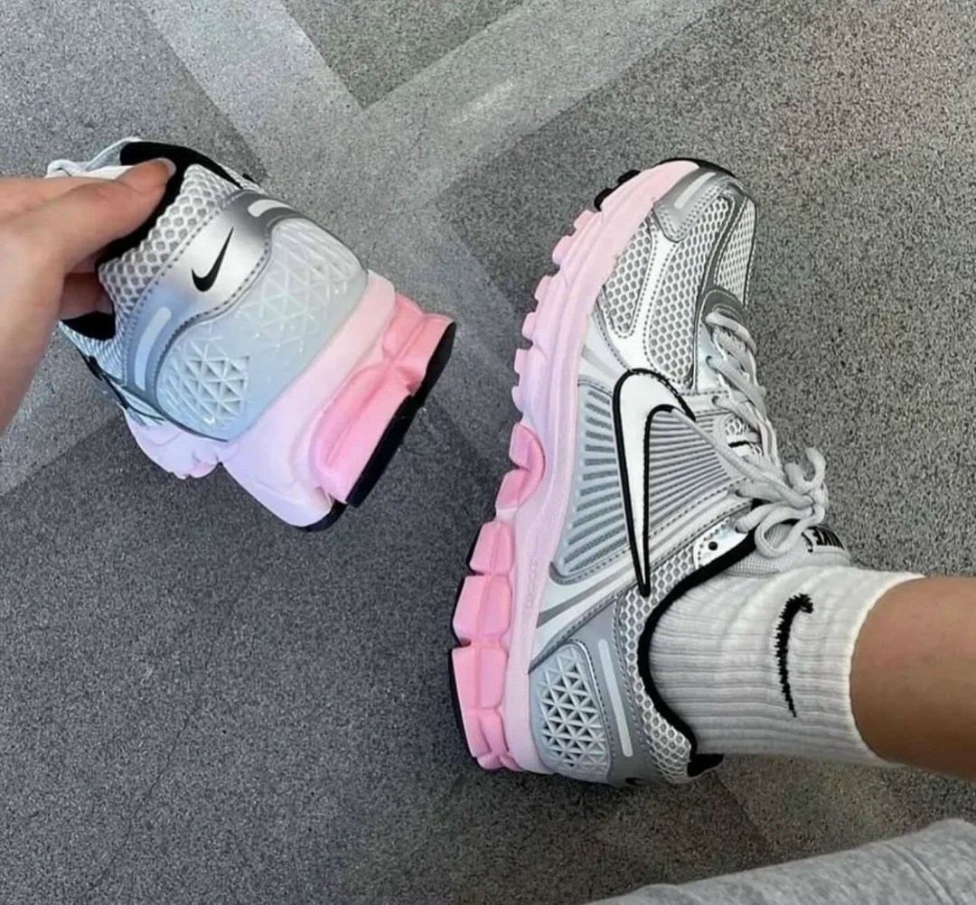 кроссовки nike zoom vomero 5,женские кроссовки nike,кроссовки,женские кроссовки,кроссовки nike air zoom vomero 5