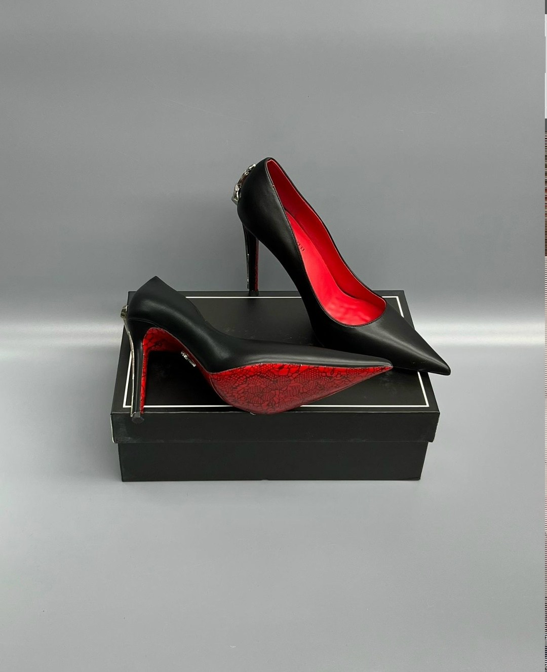 ,туфли каблук,туфли для женщин,женские туфли лодочки,туфли christian louboutin
