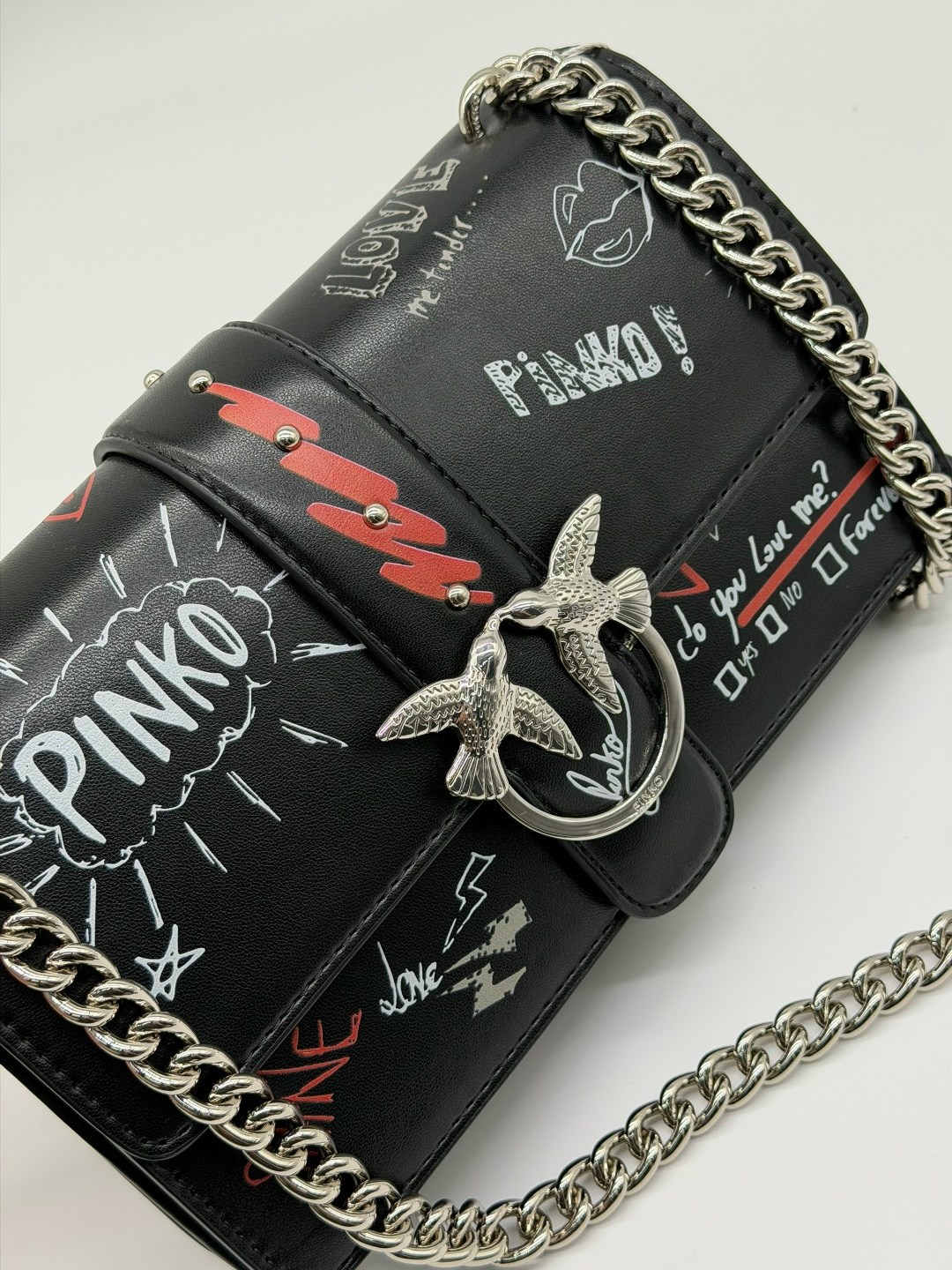 сумка pinko love graffiti клатч с птицами,сумка pinko love graffiti чёрная кожа,сумка pinko,женская сумка pinko,сумка pinko love graffiti