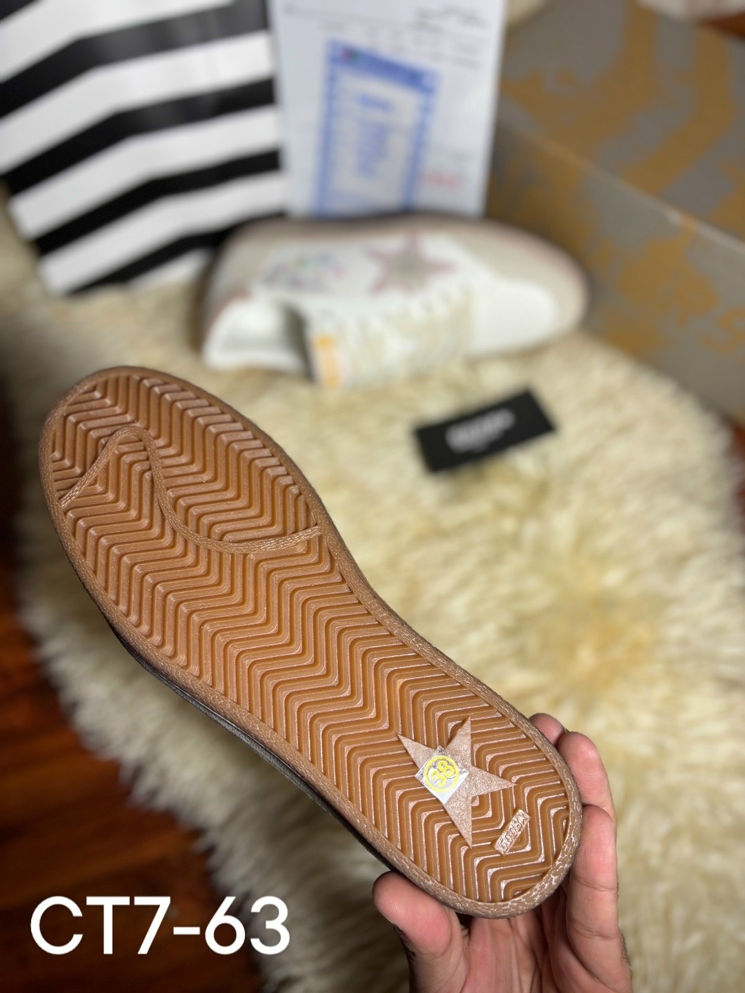 ,golden goose кроссовки,кеды golden goose,женские кроссовки,обуви