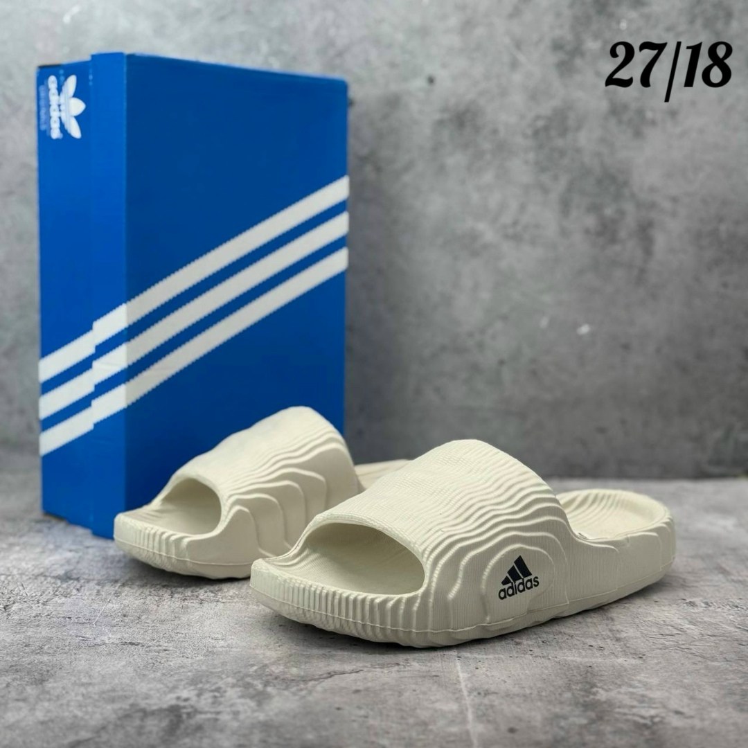 шлепанцы adidas,adidas шлепки,шлепанцы adidas adilette,сланцы adidas,тапочки adidas