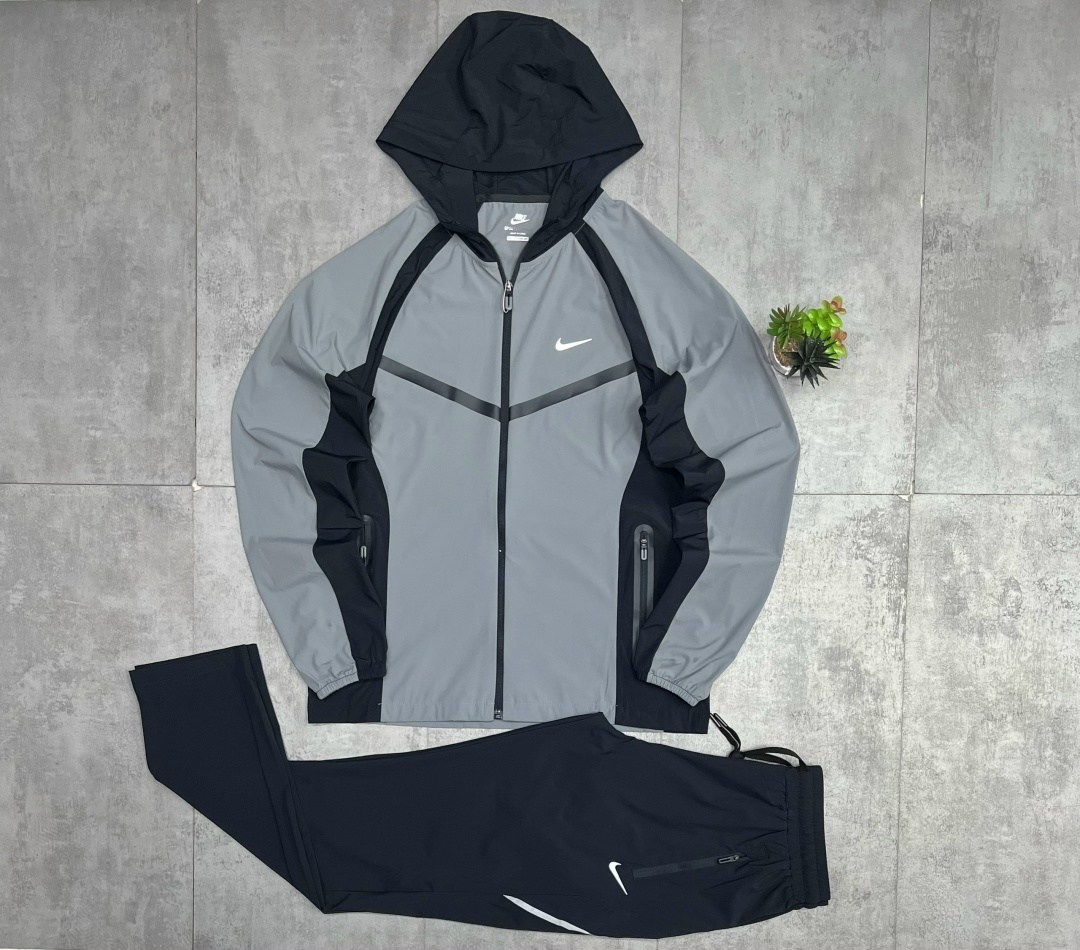 спортивный костюм nike,мужской спортивный костюм nike,спортивный костюм nike на флисе,спортивный костюм мужской nike swoosh,мужской спортивный костюм найк