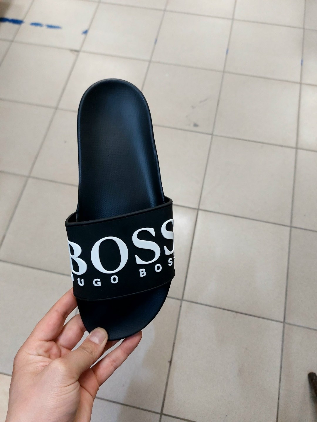 ,boss hugo boss,мужские шлепанцы,мужские тапки,сланцы hugo boss
