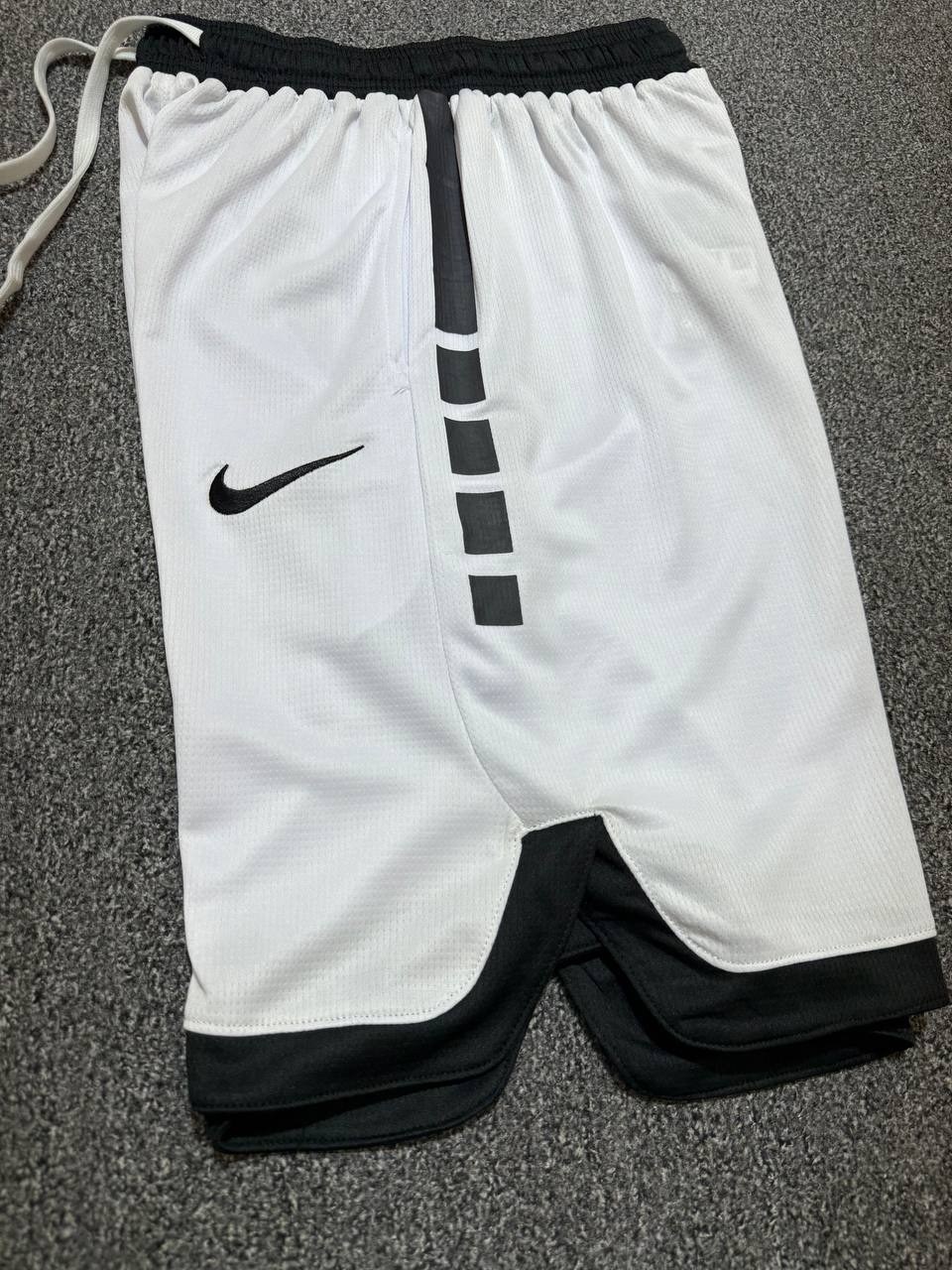 баскетбольные шорты,шорты мужские nike,баскетбольные шорты nike,спортивные шорты,шорты мужские спортивные