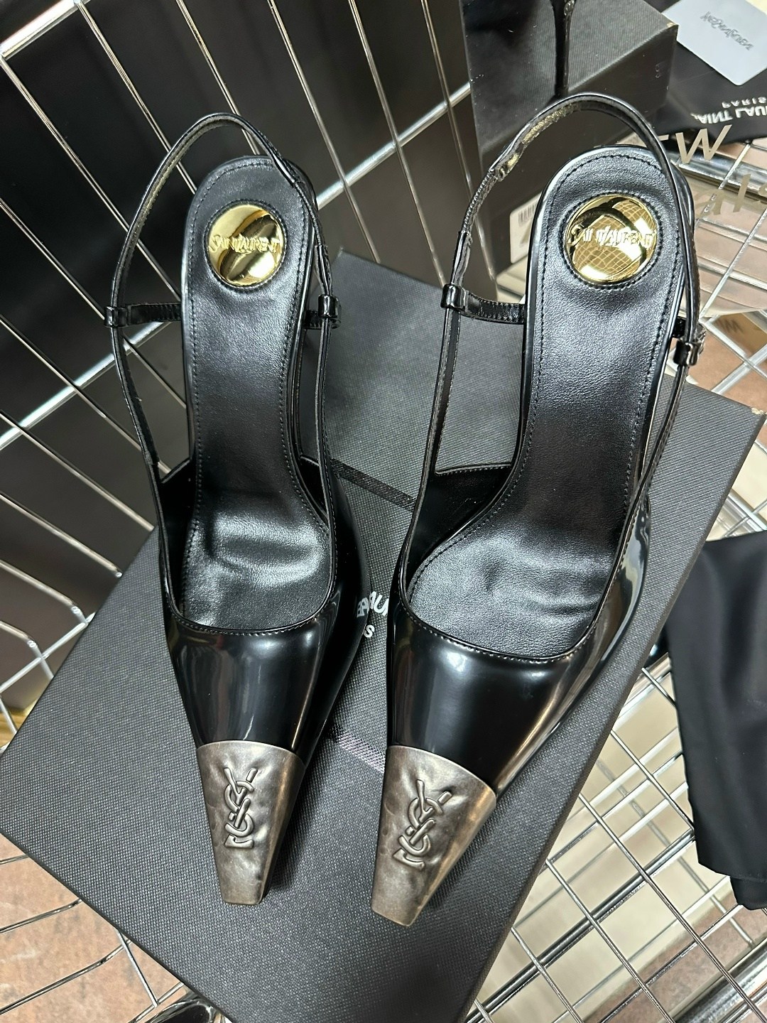 туфли yves saint laurent,босоножки saint laurent,туфли saint laurent,,туфли saint laurent черный