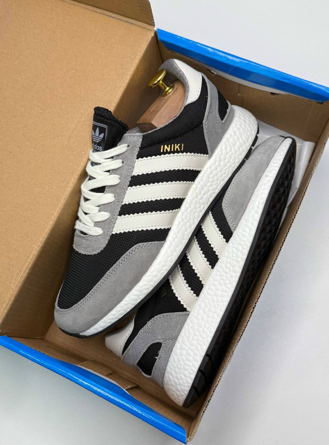 кроссовки adidas,кроссовки мужские adidas,кроссовки adidas iniki,кроссовки,кроссовки адидас