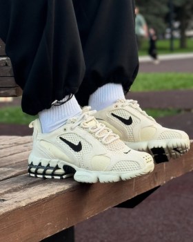 Кроссовки