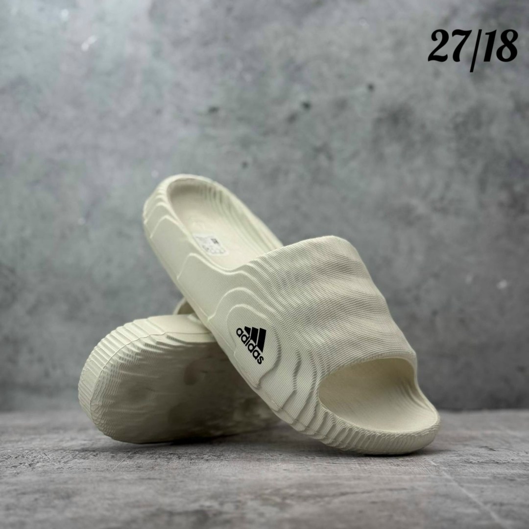 шлепанцы adidas,adidas шлепки,шлепанцы adidas adilette,сланцы adidas,тапочки adidas