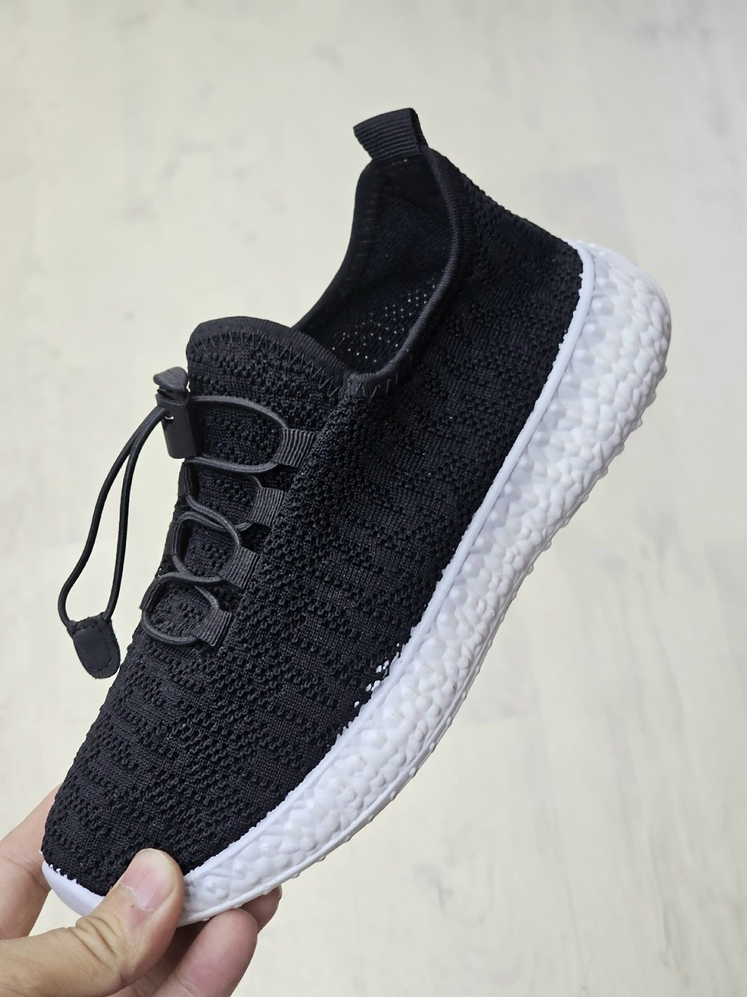 ,adidas yeezy boost 350 pirate black,кроссовки изи,тряпочные кроссовки мужские,кроссовки изики