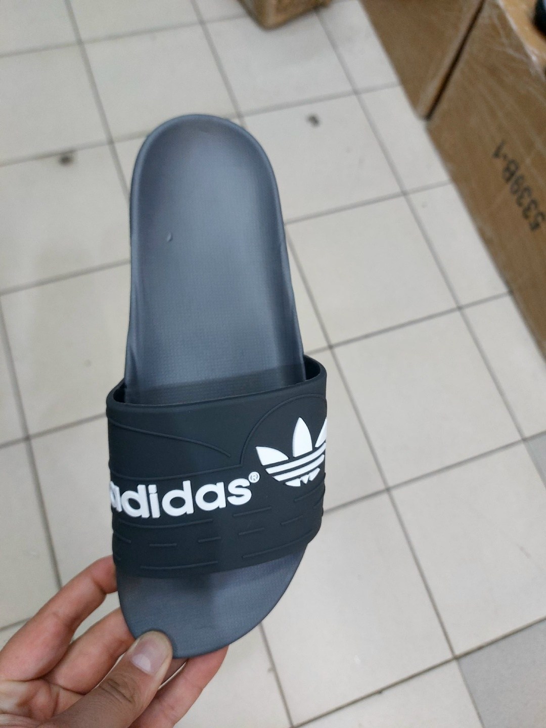 шлепанцы adidas,сланцы adidas,adidas adilette comfort slides,тапки адидас мужские,