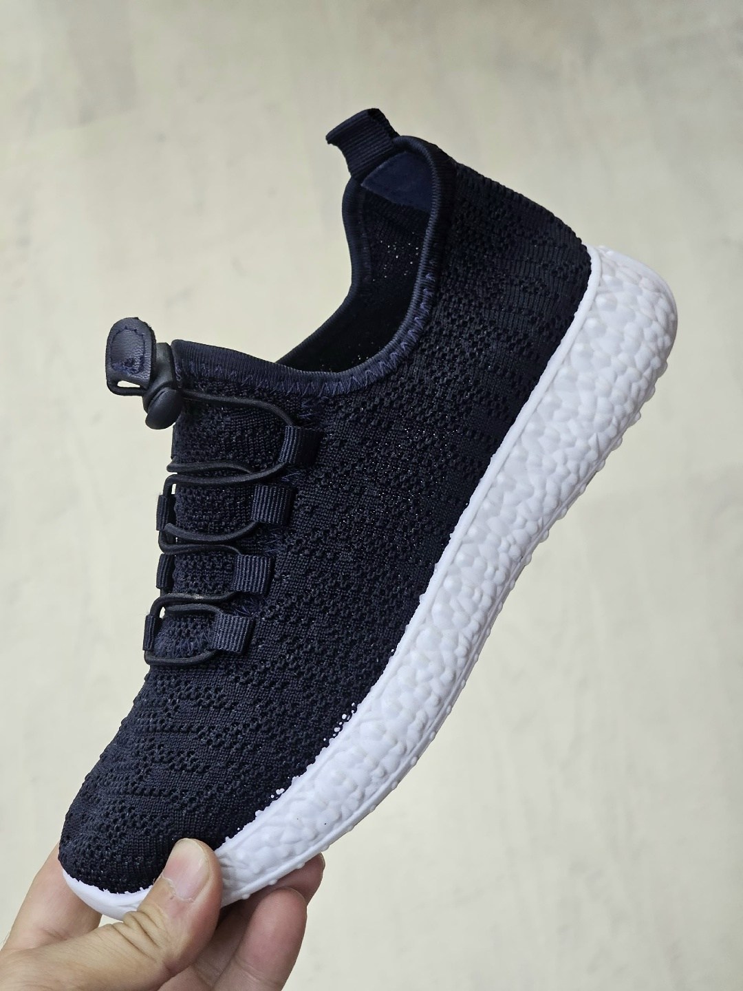 ,adidas yeezy boost 350 pirate black,кроссовки изи,тряпочные кроссовки мужские,кроссовки изики