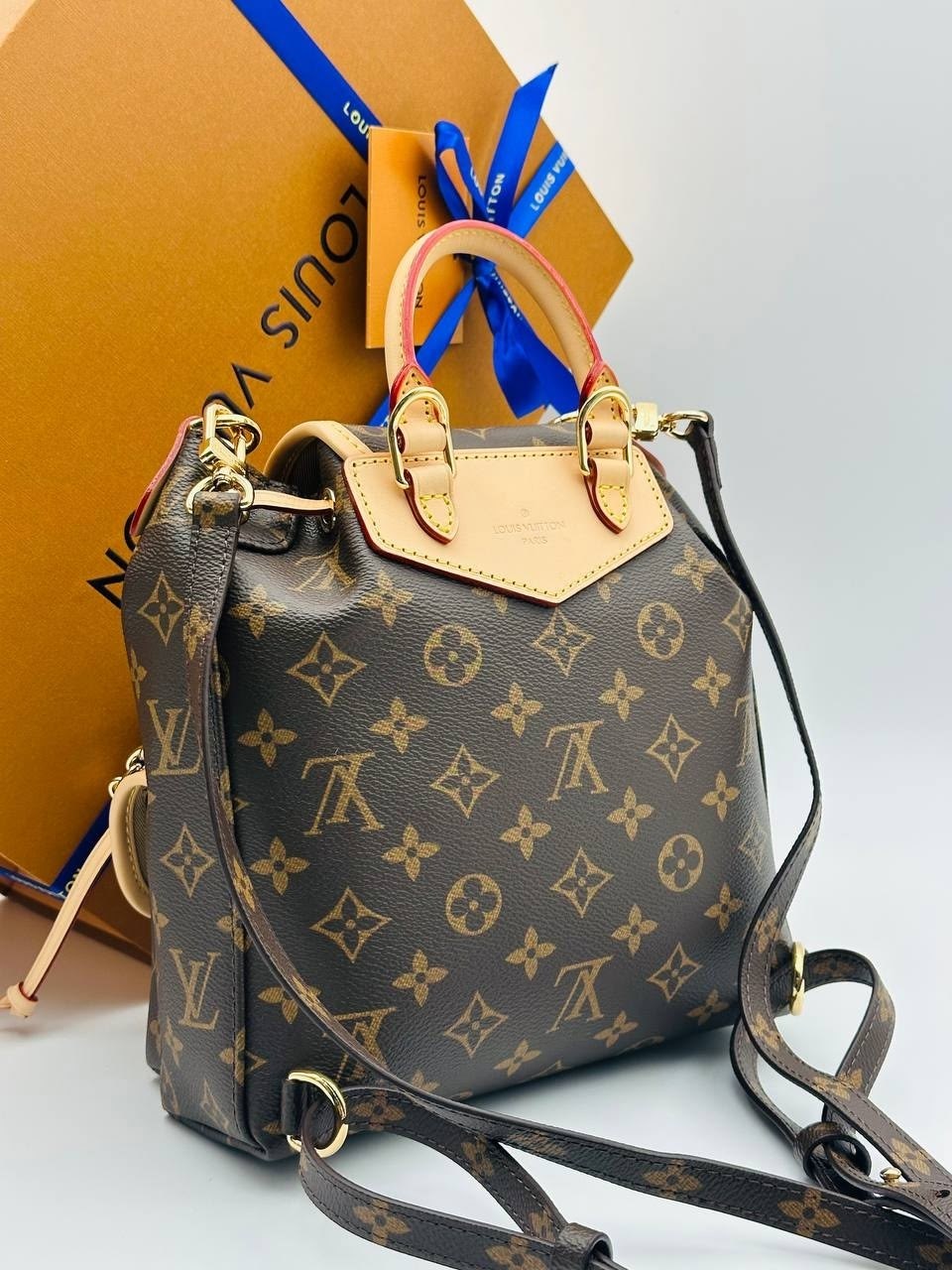 louis vuitton рюкзак,рюкзак луи виттон,cумка louis vuitton,louis vuitton рюкзак луи виттон montsouris,louis vuitton женская сумка