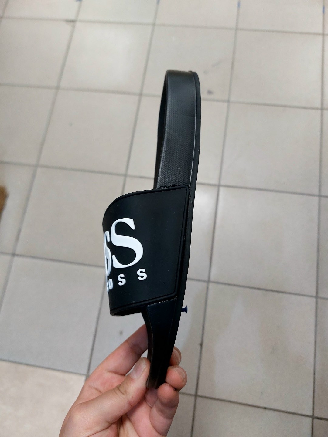 ,boss hugo boss,мужские шлепанцы,мужские тапки,сланцы hugo boss