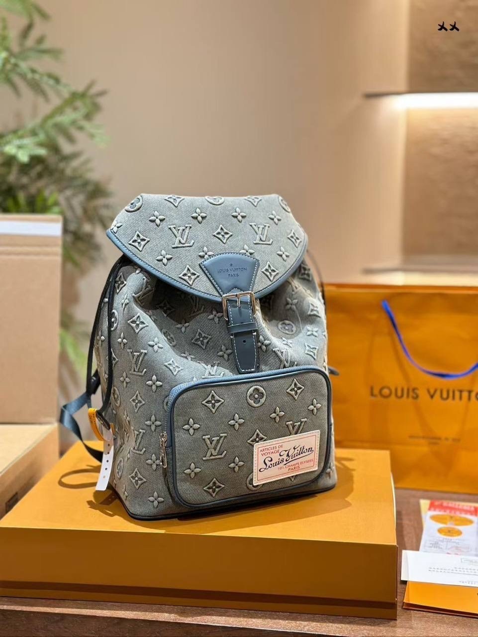 рюкзак louis vuitton,louis vuitton рюкзак louis vuitton,рюкзак женский louis vuitton,сумка - рюкзак louis vuitton denim,louis vuitton рюкзак джинсовый