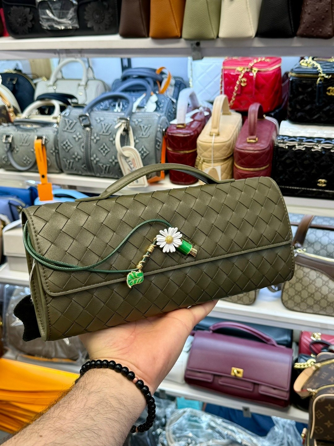 клатч bottega veneta натуральная кожа luxtop,клатч,bottega veneta сумка,bottega veneta клатч,bottega veneta сумка женская