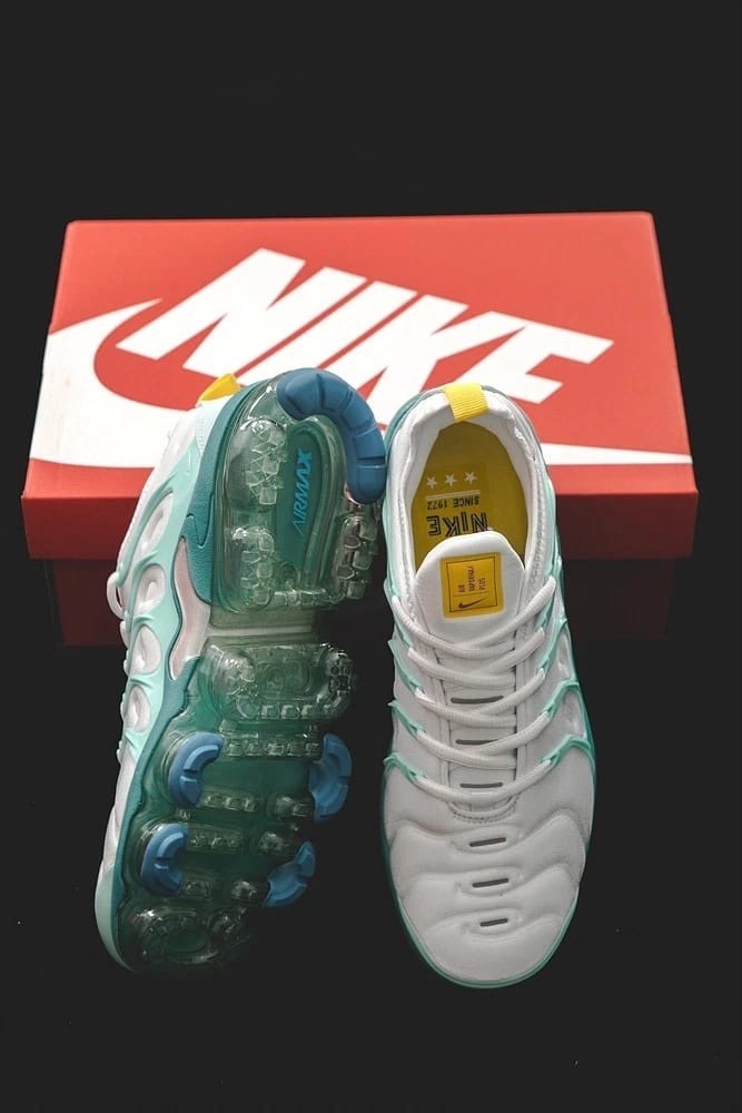 nike vapormax plus,nike air vapormax plus,nike air vapormax,nike vapormax,кроссовки nike air vapormax plus