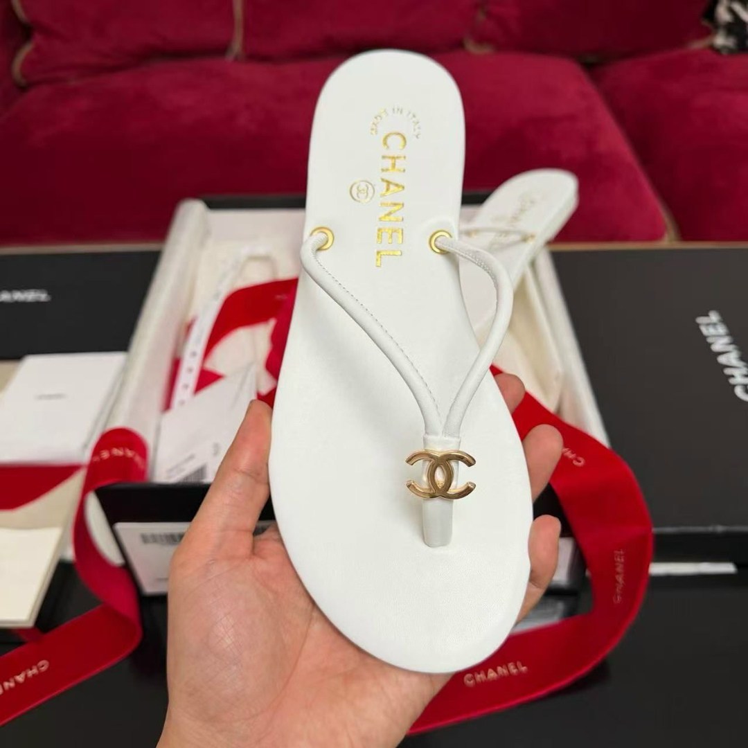 сандалии chanel,шлепки шанель женские,шлепанцы chanel,босоножки chanel,босоножки шанель