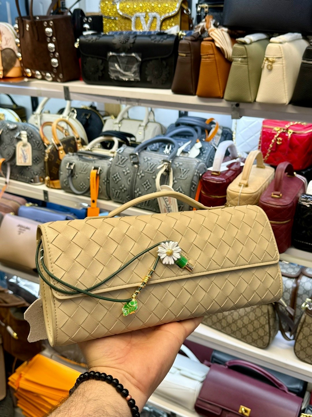 клатч bottega veneta натуральная кожа luxtop,клатч,bottega veneta сумка,bottega veneta клатч,bottega veneta сумка женская