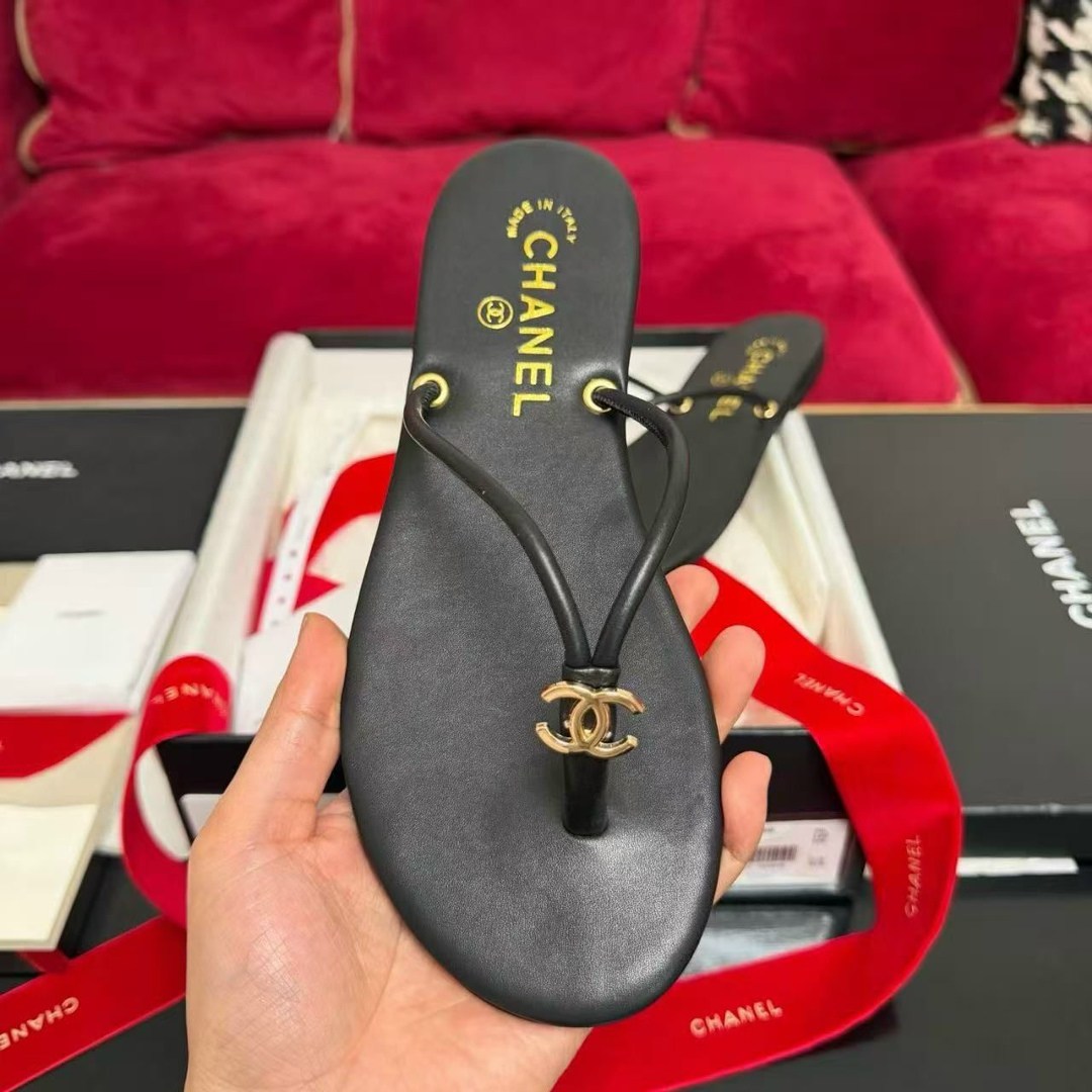 сандалии chanel,шлепки шанель женские,шлепанцы chanel,босоножки chanel,босоножки шанель