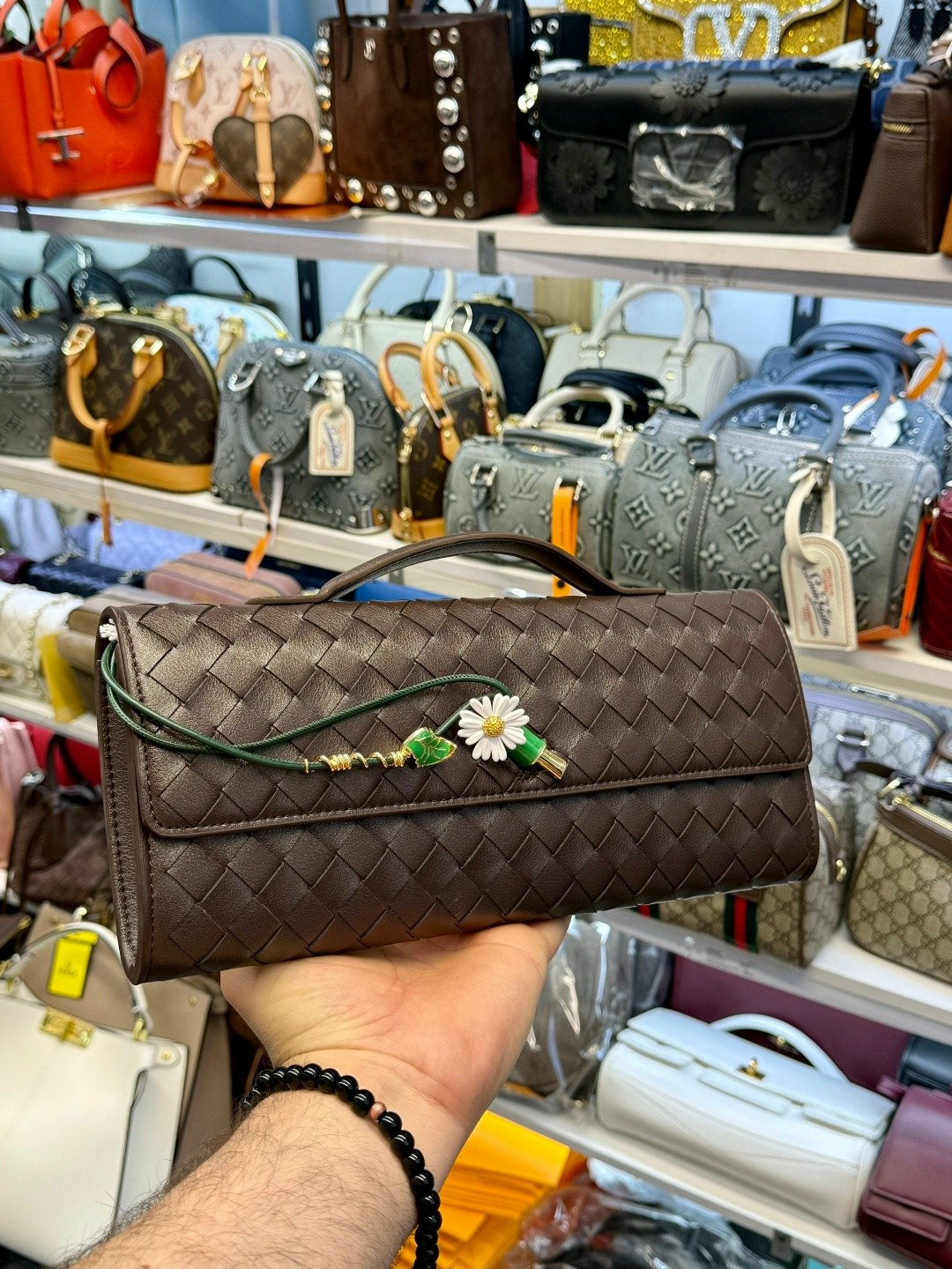 клатч bottega veneta натуральная кожа luxtop,клатч,bottega veneta сумка,bottega veneta клатч,bottega veneta сумка женская