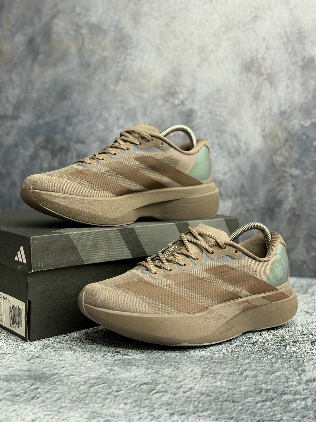 кроссовки adidas,кроссовки adidas adizero,adidas adizero evo sl,беговые кроссовки adidas,кроссовки adidas adidas