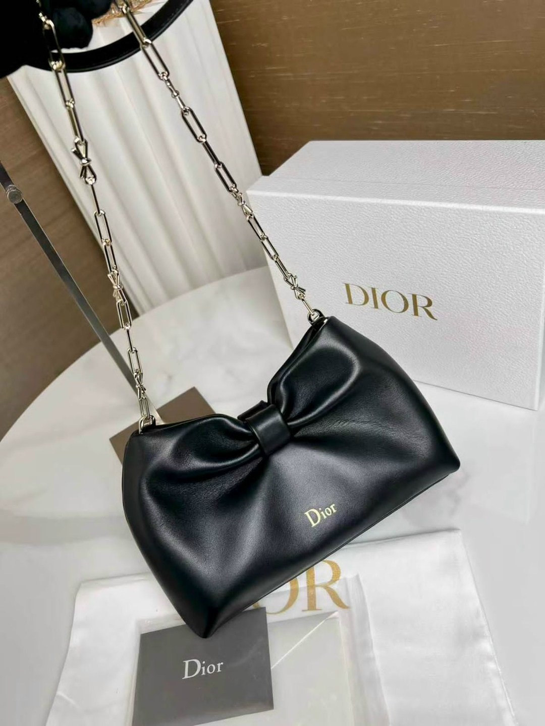 dior сумка,сумка женская dior,dior сумка через плечо,сумки диор,dior сумка на плечо