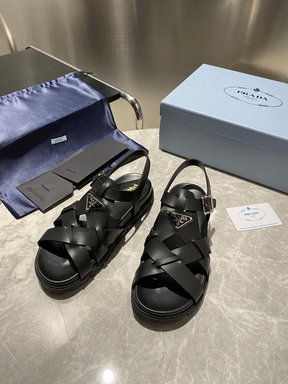 кожаные сандалии prada,сандалии prada,,босоножки cандалии,босоножки prada