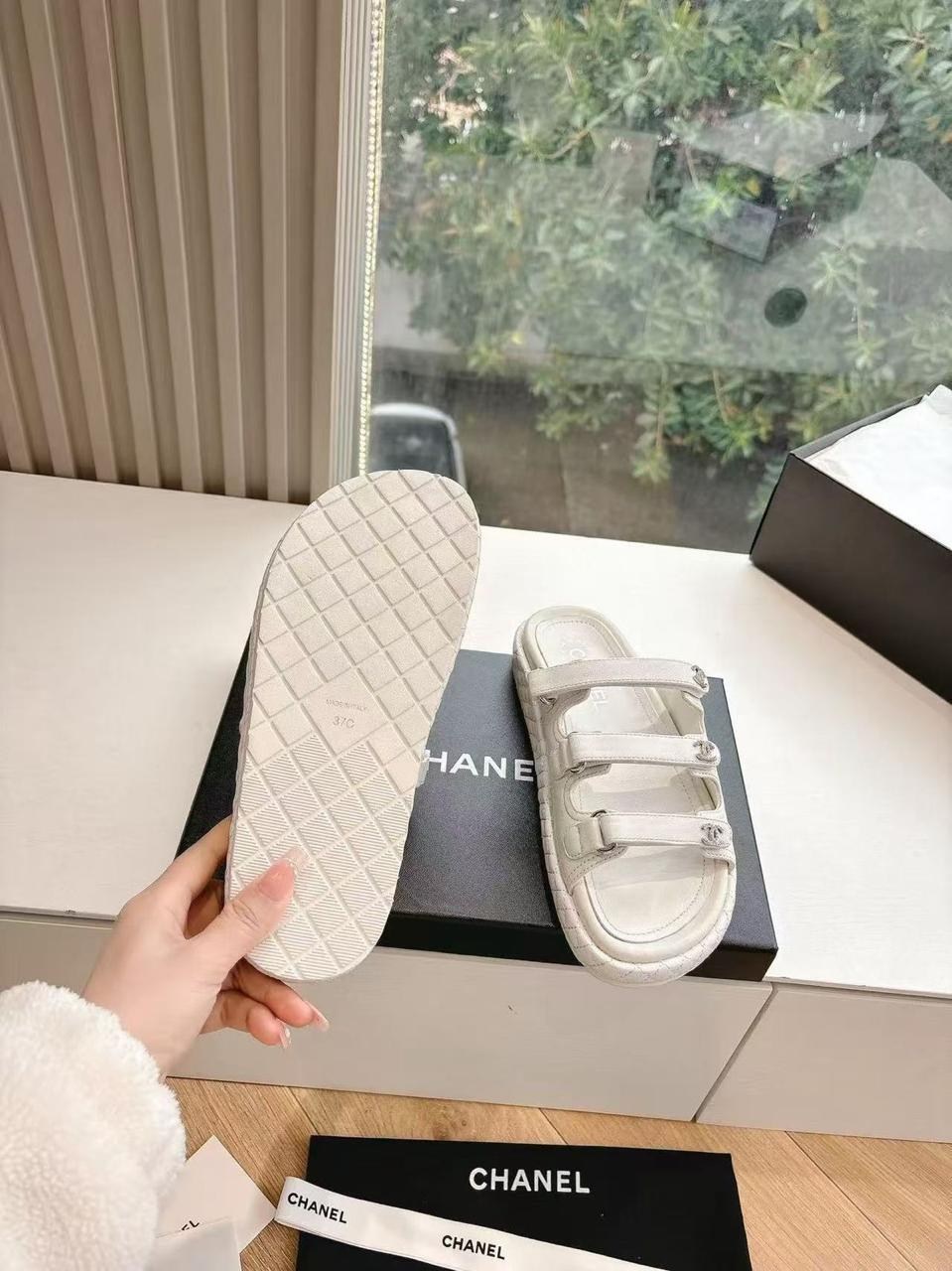 шлепанцы chanel,босоножки шанель на липучках,босоножки chanel,chanel шлепанцы женские,сандалии chanel