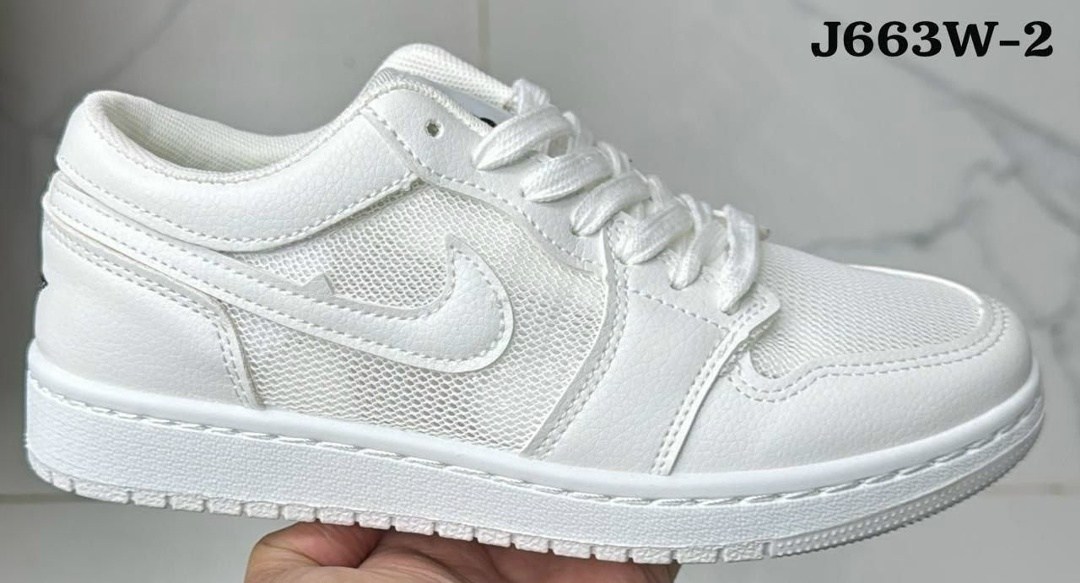 кроссовки nike air jordan 1 low,nike air jordan 1 low,air jordan 1 low white black,nike air jordan 1 low black white,nike air jordan 1 low se