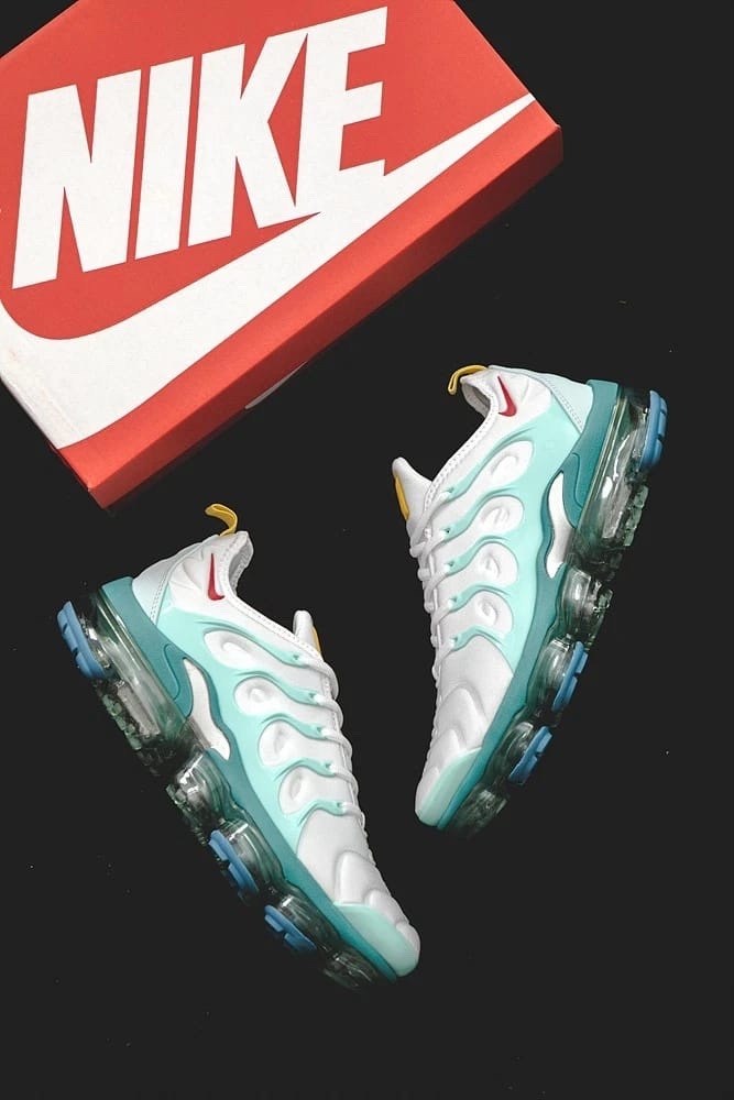 nike vapormax plus,nike air vapormax plus,nike air vapormax,nike vapormax,кроссовки nike air vapormax plus