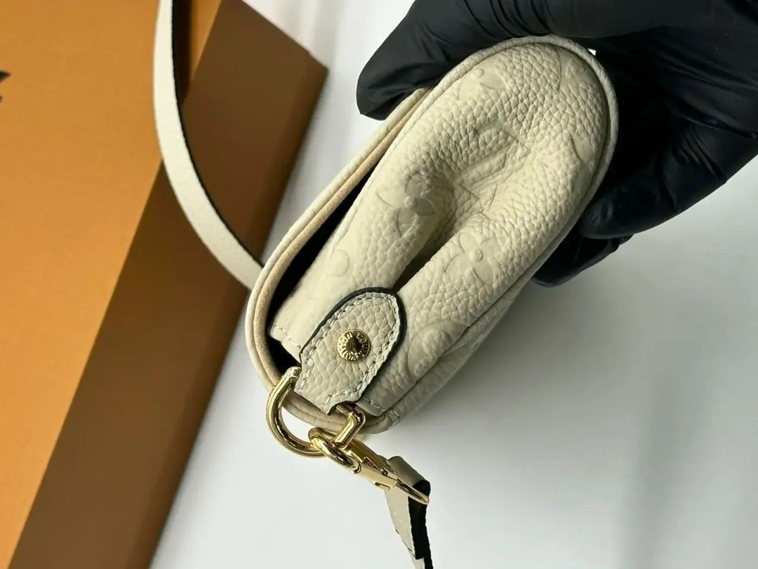 сумка louis vuitton,louis vuitton сумка на плечо,louis vuitton женская сумка,сумка клатч женская louis vuitton,брендовые сумочки