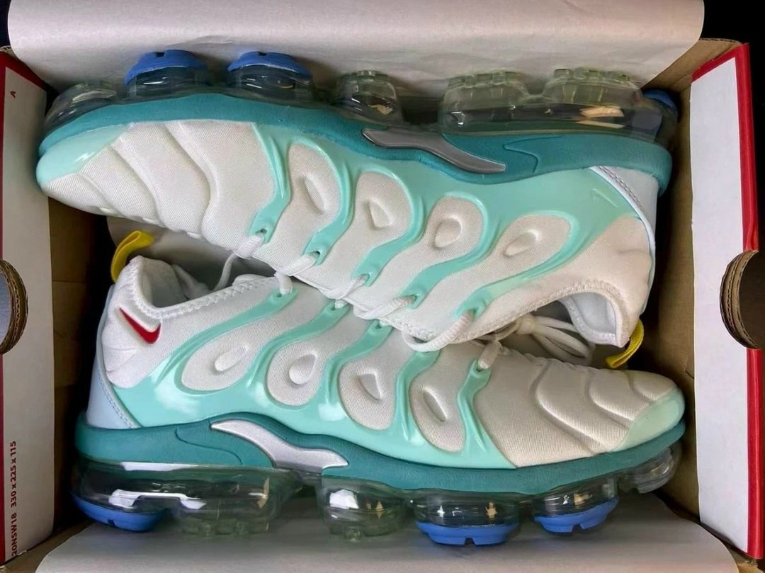 nike vapormax plus,nike air vapormax plus,nike air vapormax,nike vapormax,кроссовки nike air vapormax plus