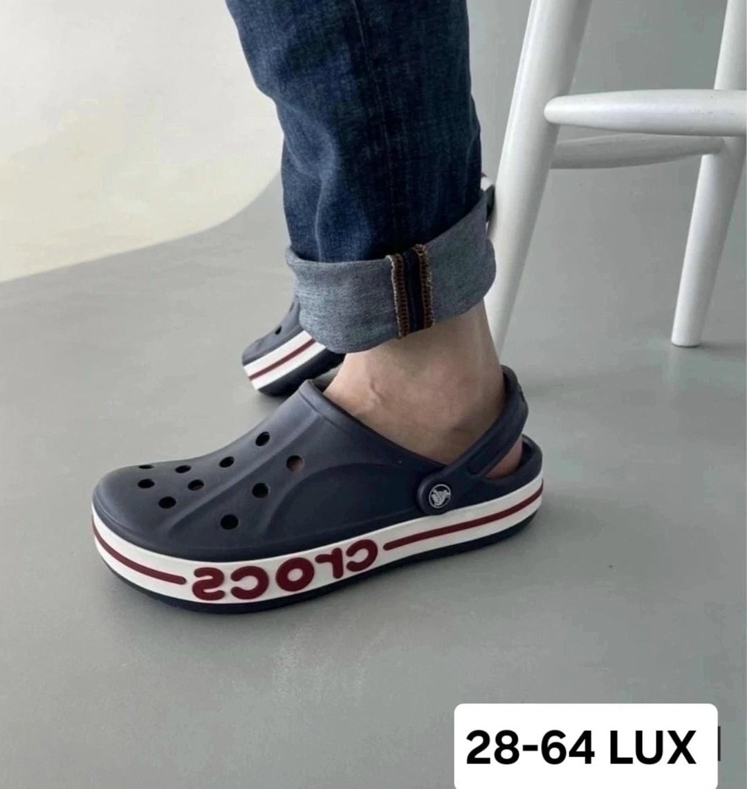 кроксы серые,сабо crocs,сланцы кроксы шлепки с джибитсами арт. 11216575,сабо crocs мужские серые летние,кроссовки - сабо crocs bayaband clog арт. 10620944