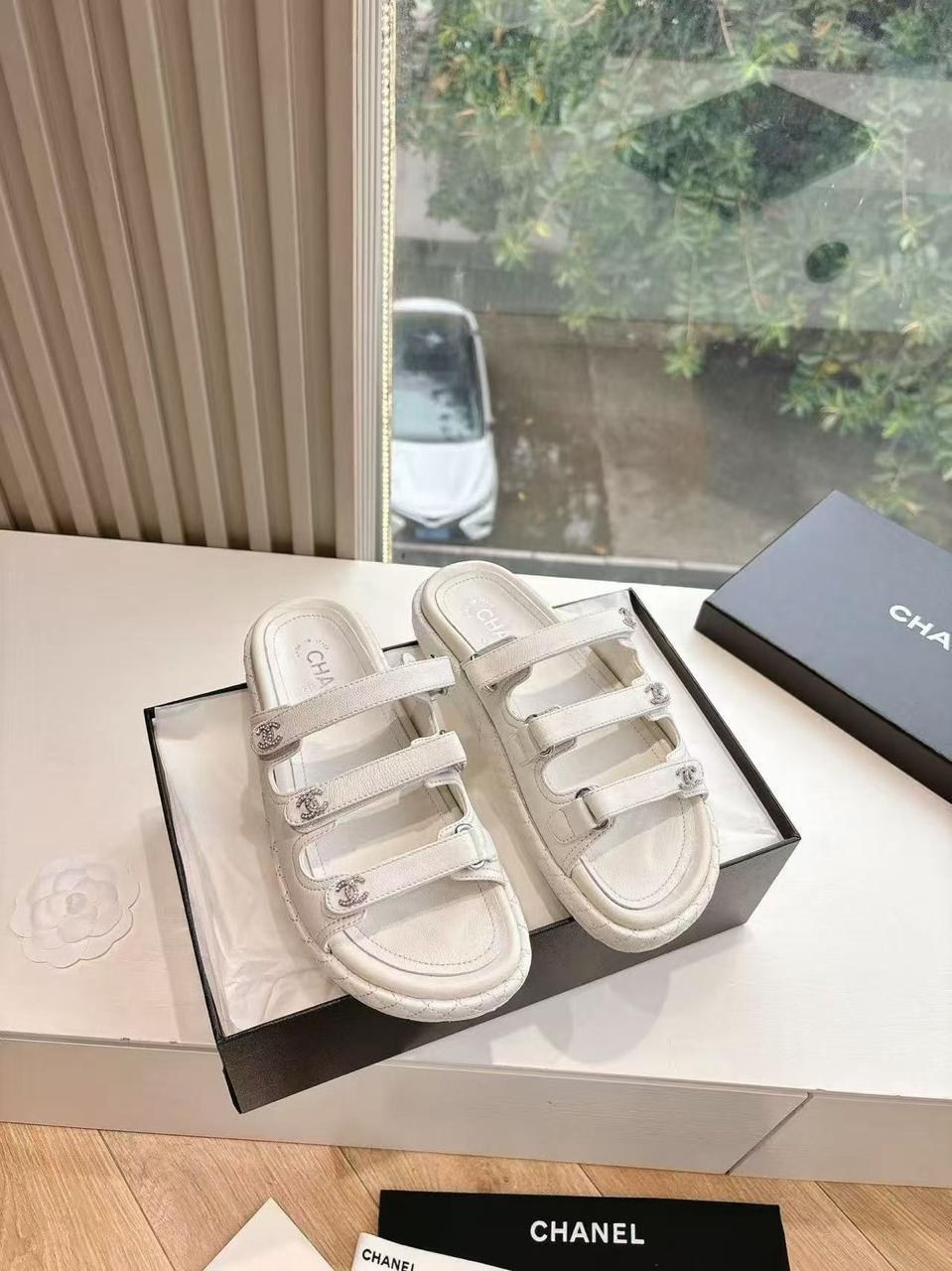 шлепанцы chanel,босоножки шанель на липучках,босоножки chanel,chanel шлепанцы женские,сандалии chanel