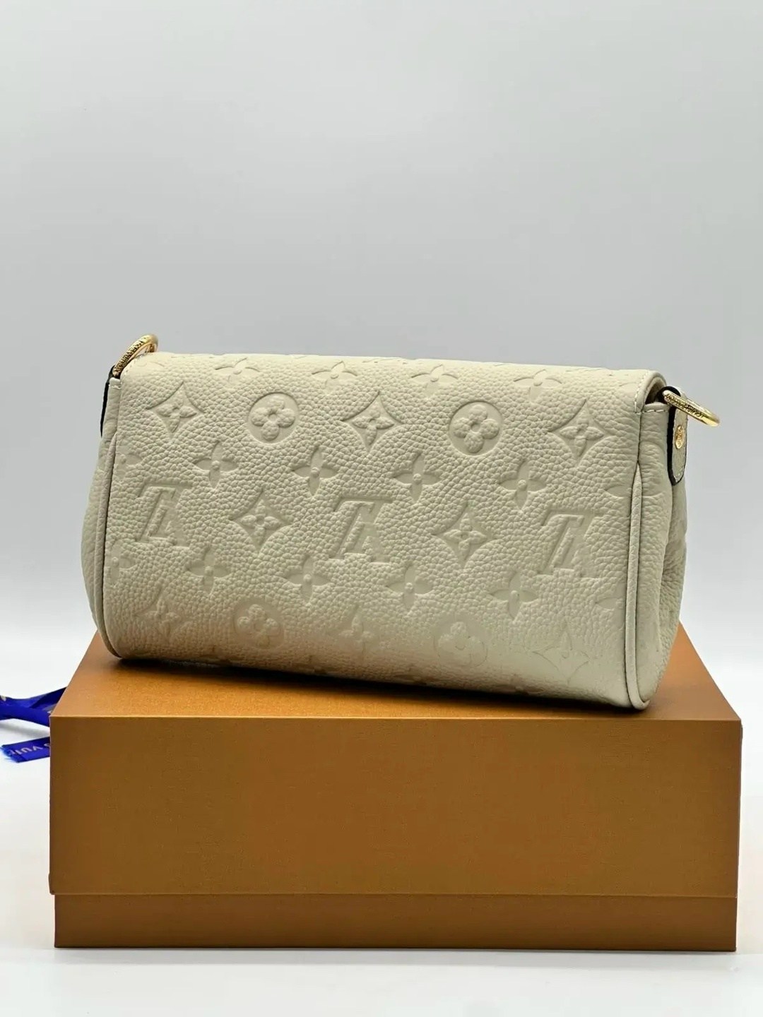 сумка louis vuitton,louis vuitton сумка на плечо,louis vuitton женская сумка,сумка клатч женская louis vuitton,брендовые сумочки