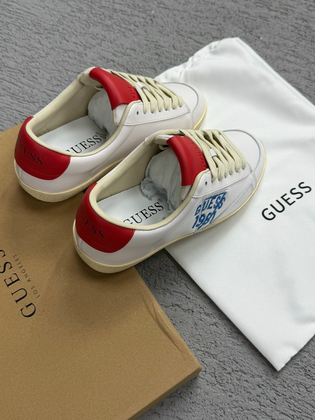 ,кроссовки guess,кеды guess,женские кеды guess,guess кеды женские бежевые