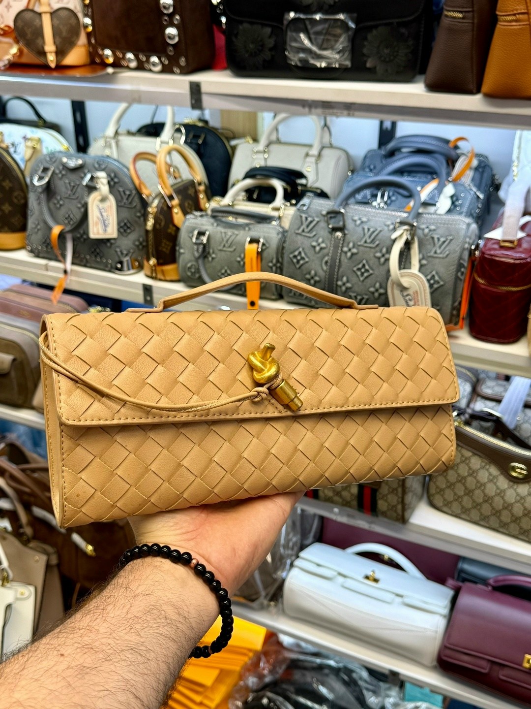 клатч bottega veneta натуральная кожа luxtop,клатч,bottega veneta сумка,bottega veneta клатч,bottega veneta сумка женская