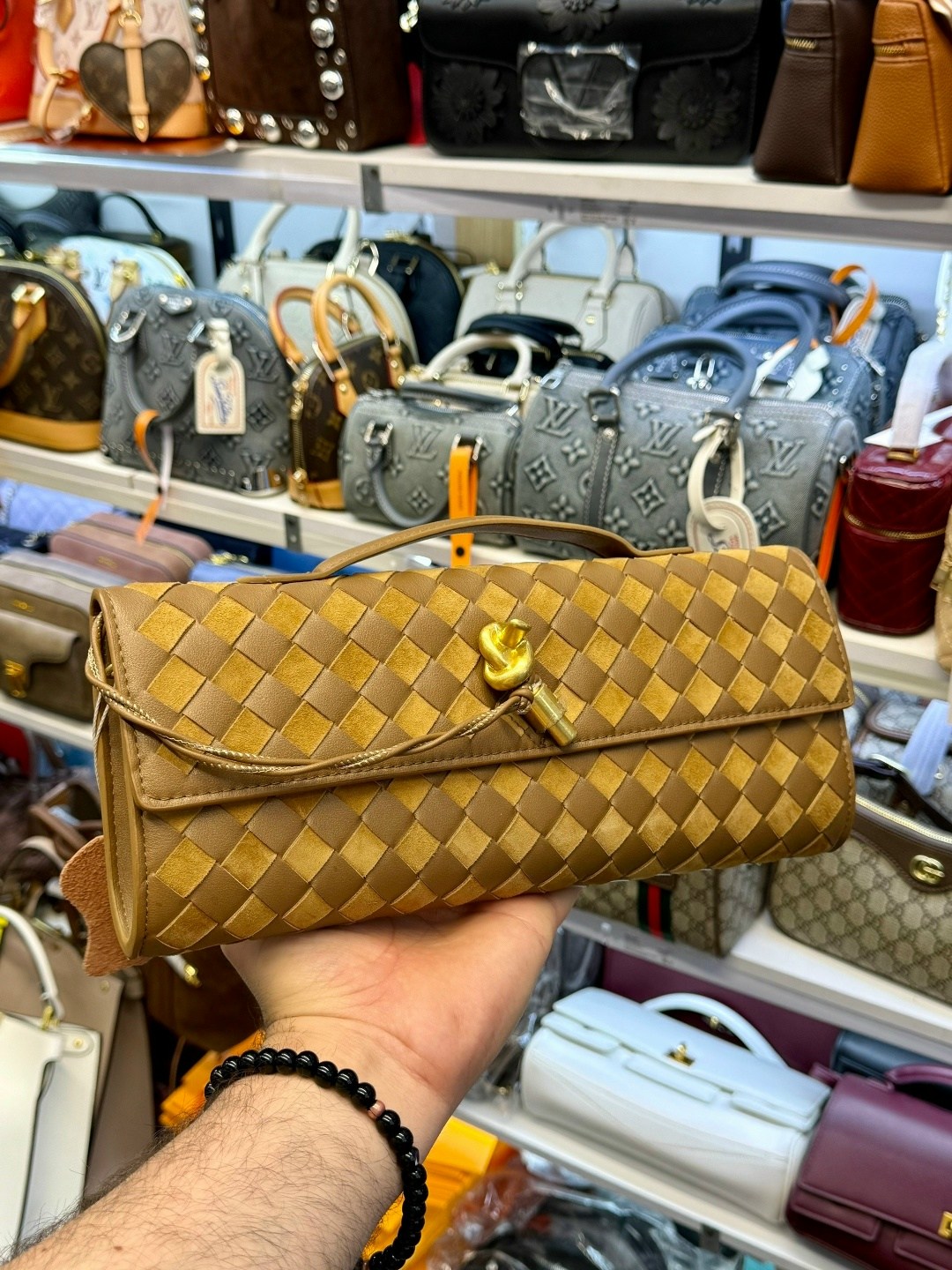 клатч bottega veneta натуральная кожа luxtop,клатч,bottega veneta сумка,bottega veneta клатч,bottega veneta сумка женская