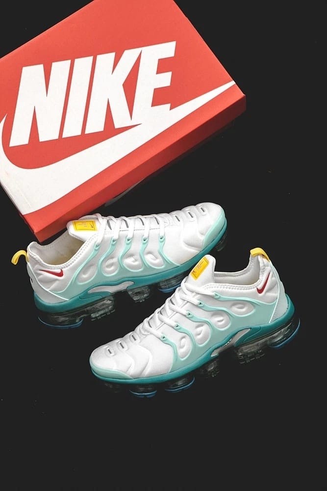 nike vapormax plus,nike air vapormax plus,nike air vapormax,nike vapormax,кроссовки nike air vapormax plus