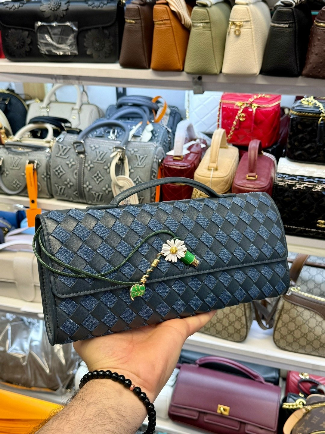 клатч bottega veneta натуральная кожа luxtop,клатч,bottega veneta сумка,bottega veneta клатч,bottega veneta сумка женская