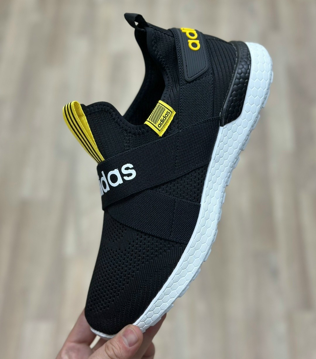 кроссовки adidas,кроссовки мужские adidas,кроссовки,кроссовки женские adidas,мужские кроссовки