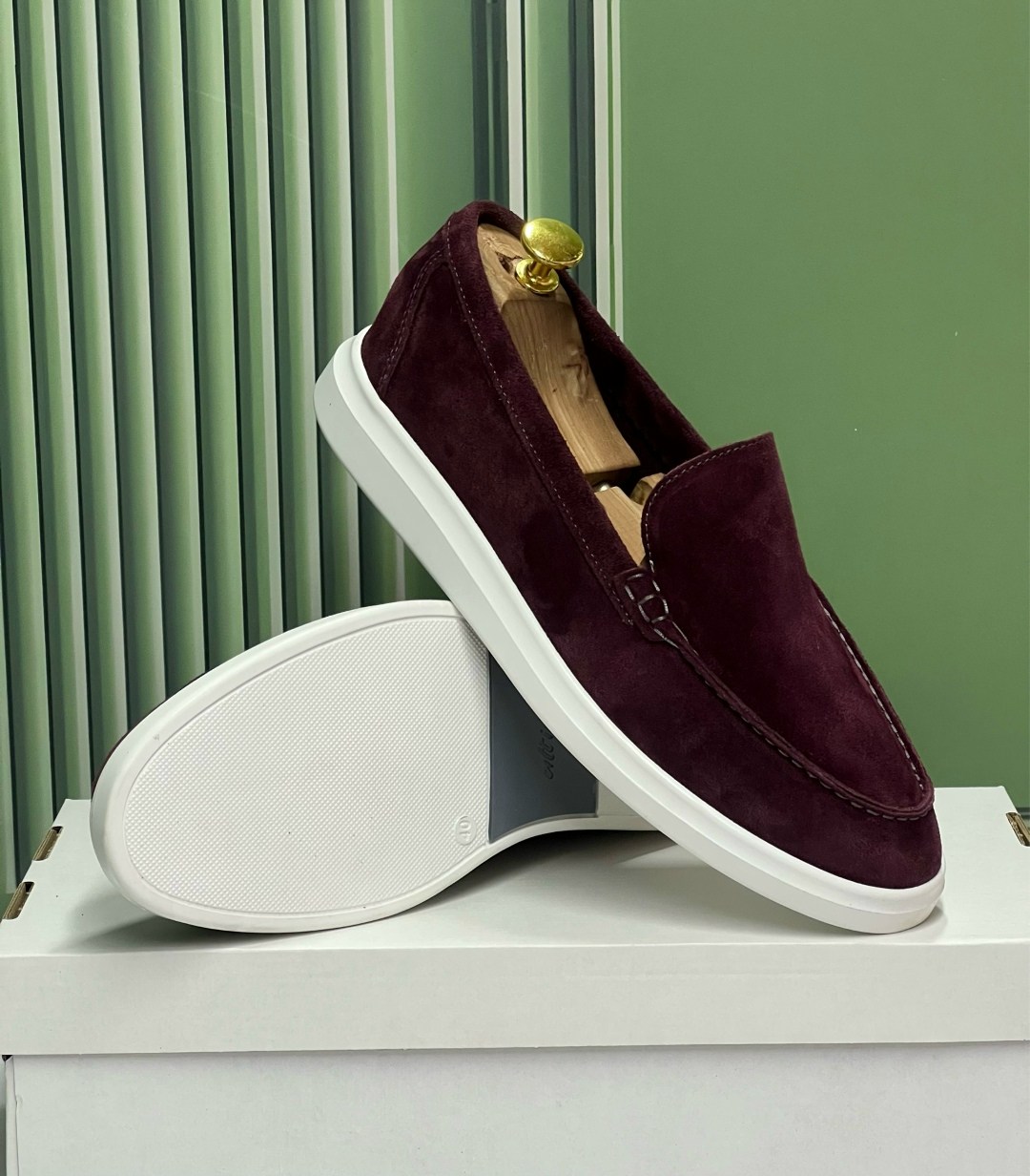 ,замшевые лоферы лоро пиано,лоферы loro piana,замшевые лоферы,loro piana бордовые лоферы